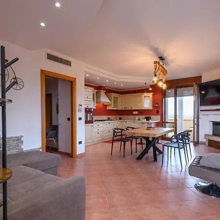 Guesthost - Rosso Tramonto Flat With Relaxing View * Tavullia