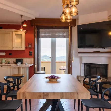 Apartament Guesthost - Rosso Tramonto Flat With Relaxing View *