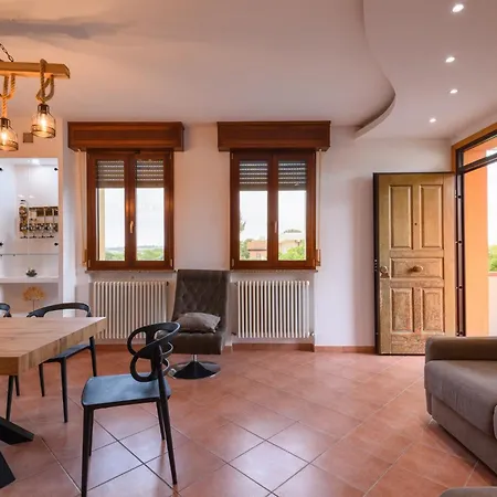 Guesthost - Rosso Tramonto Flat With Relaxing View