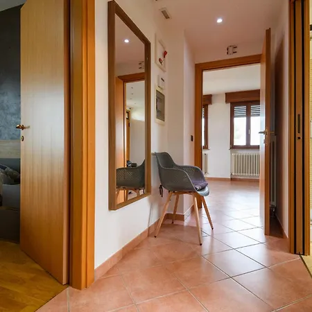 Guesthost - Rosso Tramonto Flat With Relaxing View Lejlighed