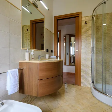 Apartament Guesthost - Rosso Tramonto Flat With Relaxing View Tavullia