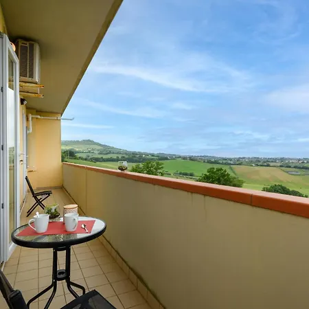 Apartament Guesthost - Rosso Tramonto Flat With Relaxing View *