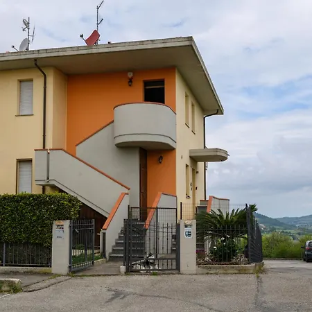 Guesthost - Rosso Tramonto Flat With Relaxing View Apartament Tavullia